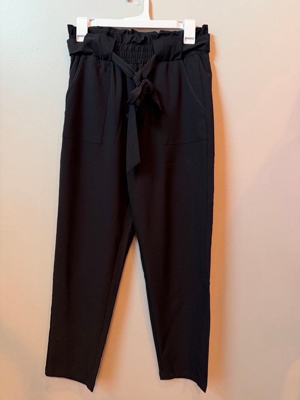 NWT Freeprance Black Paperbag Elastic Waist Tie Front Pants Trousers - Size M